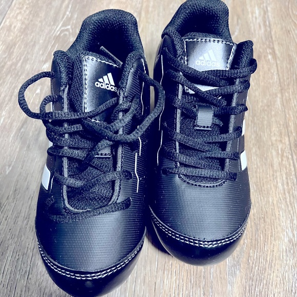 adidas rundown baseball cleats